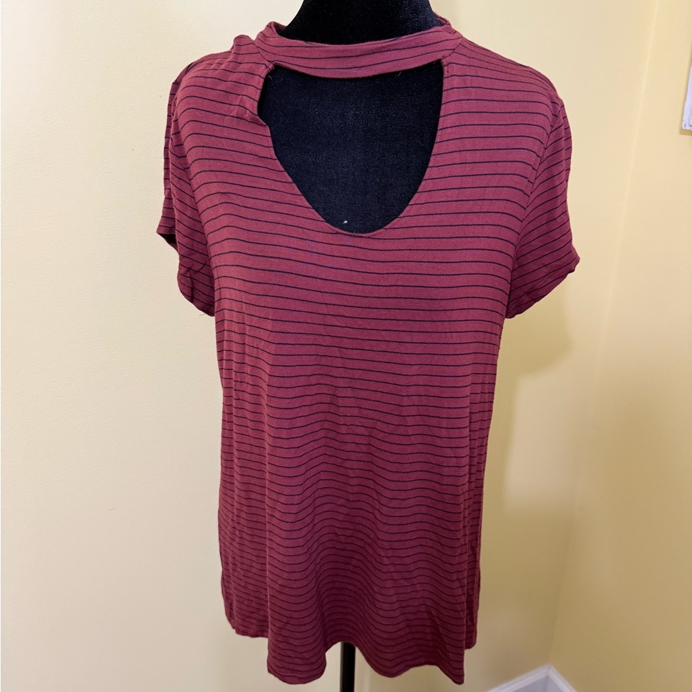 Chic Burgundy Striped Women's Top